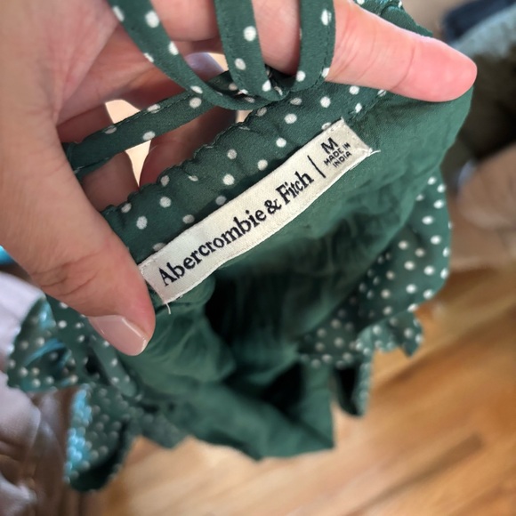Abercrombie & Fitch Green Polka Dot Mini Dress Size Medium - Picture 3 of 4